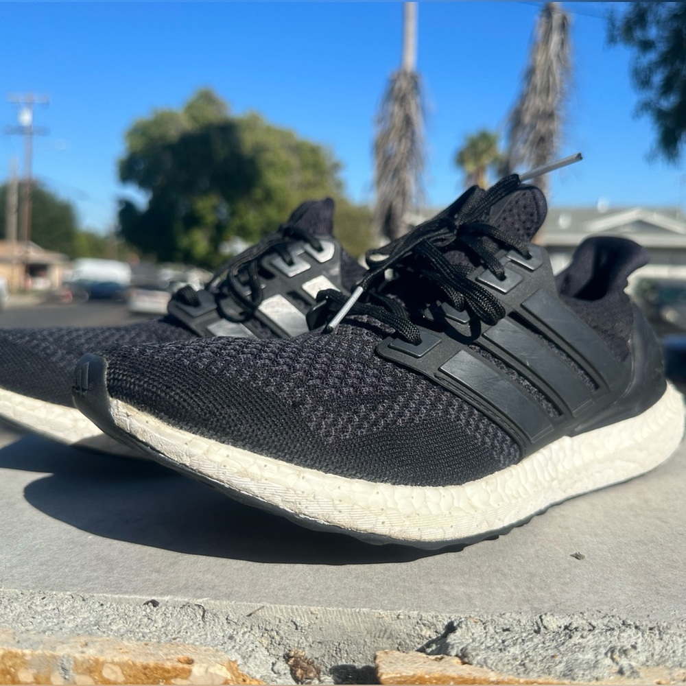 UltraBOOST 1.0 ‘Core Black’ S77417 3015 Size 10